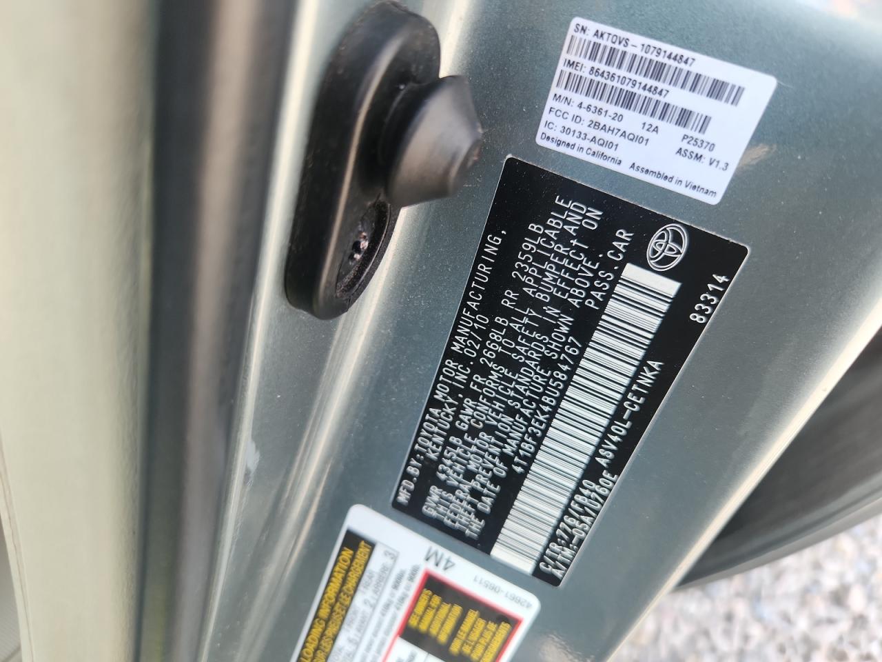2011 TOYOTA CAMRY