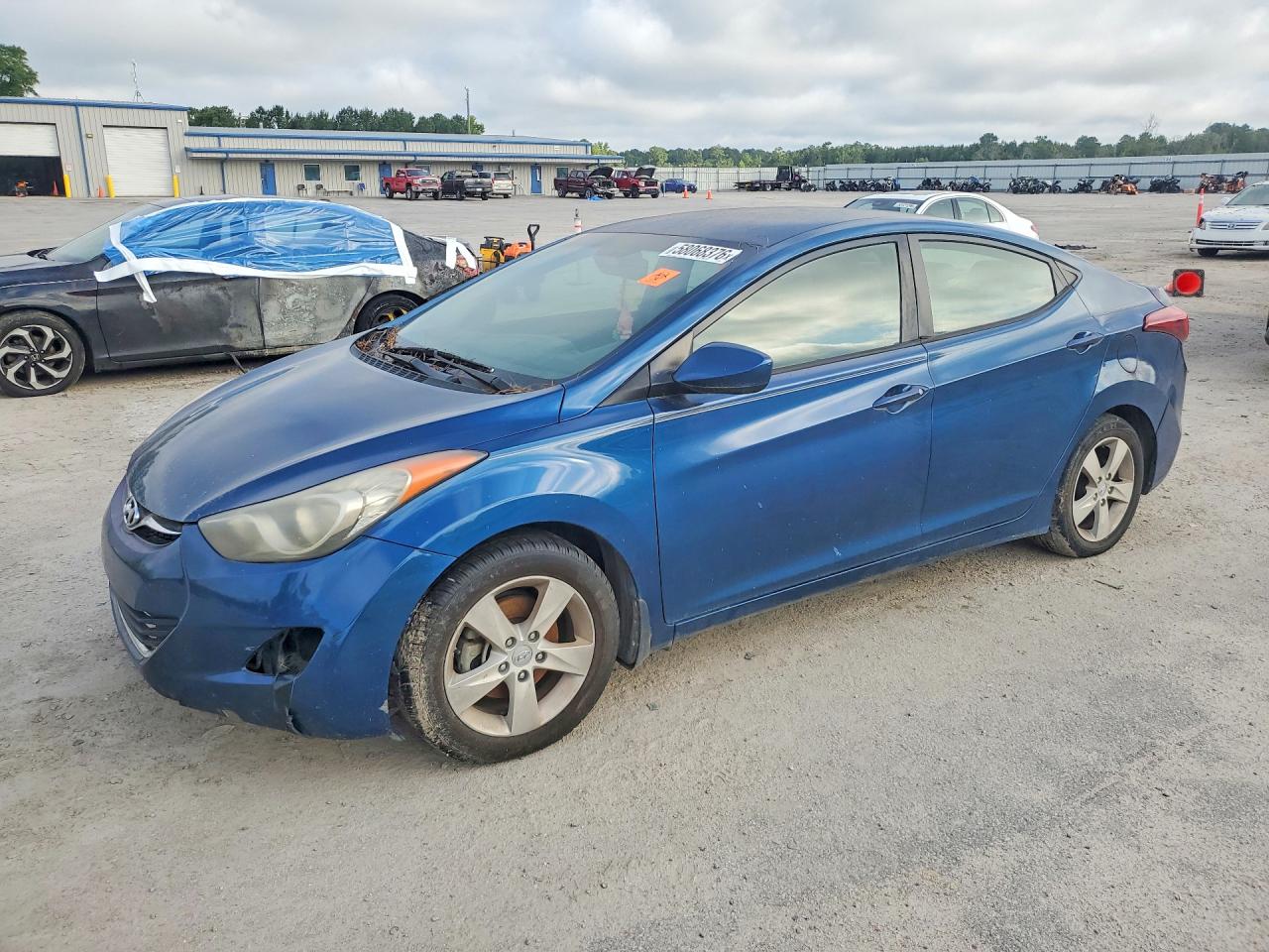 2013 HYUNDAI ELANTRA