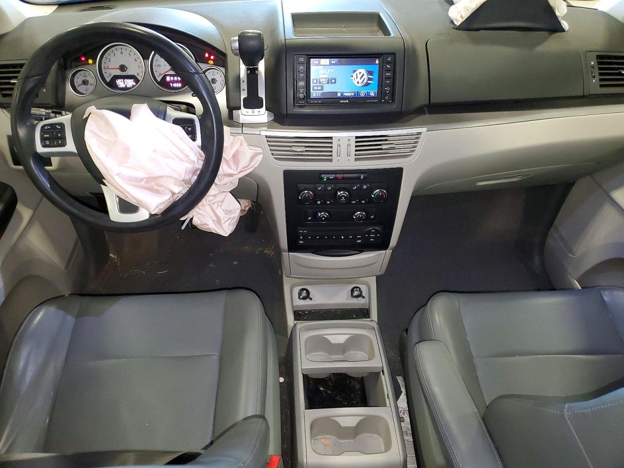 2013 VOLKSWAGEN ROUTAN