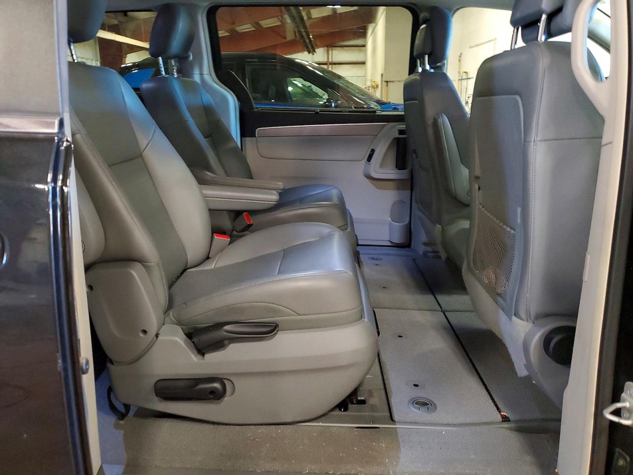 2013 VOLKSWAGEN ROUTAN