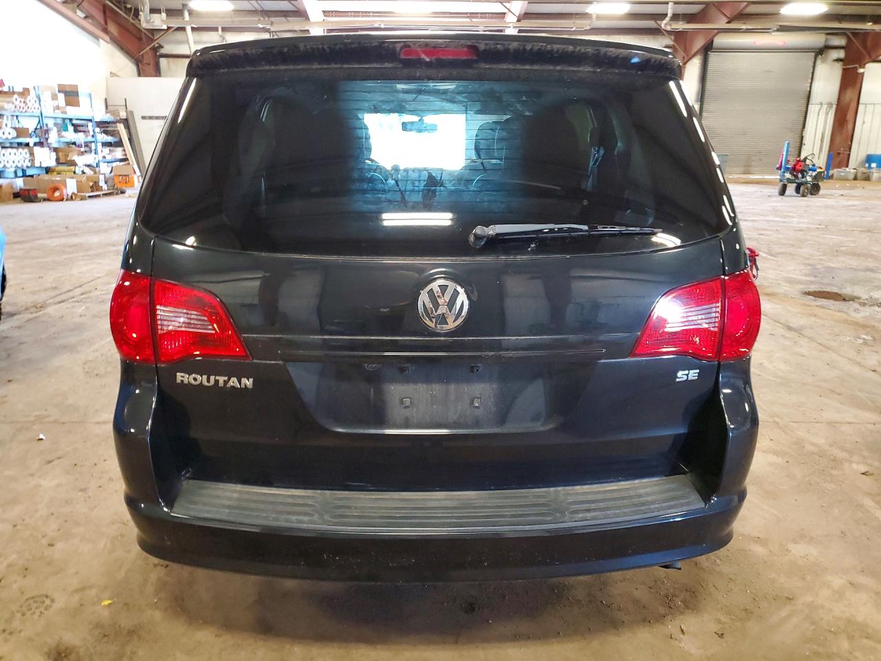 2013 VOLKSWAGEN ROUTAN