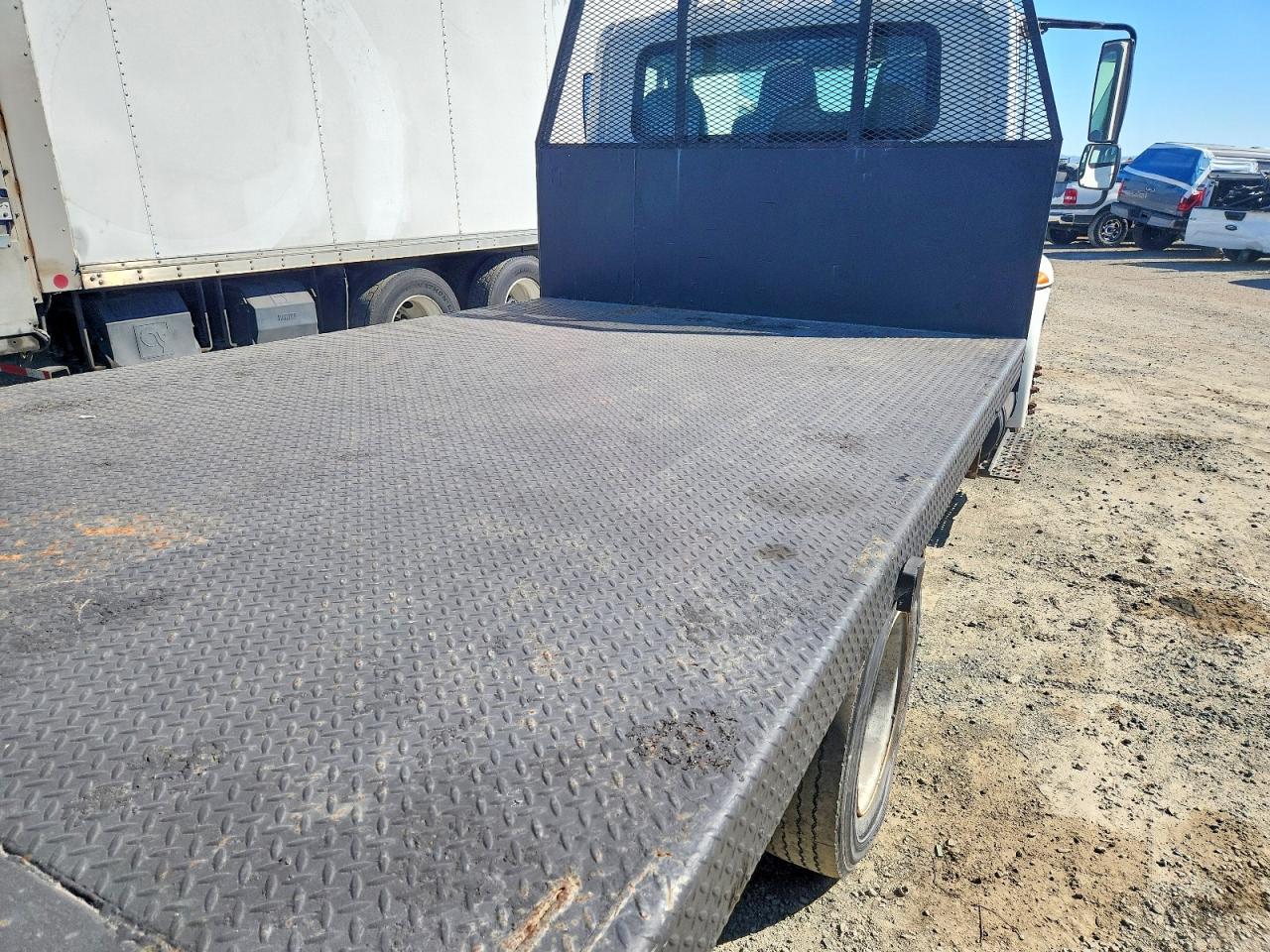 2006 INTERNATIONAL 4000 SERIE