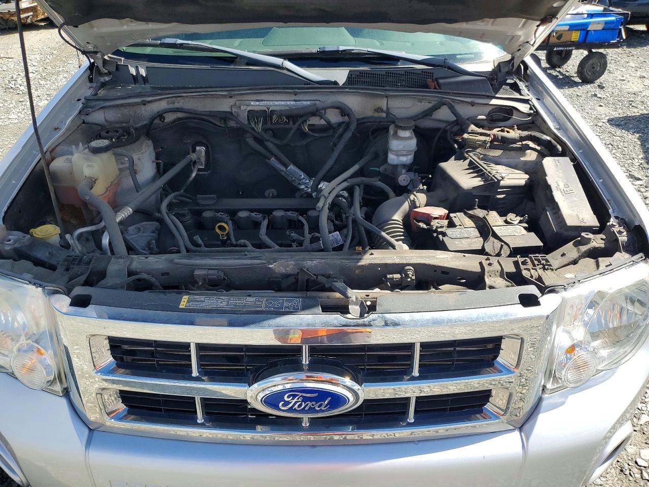 2011 FORD ESCAPE