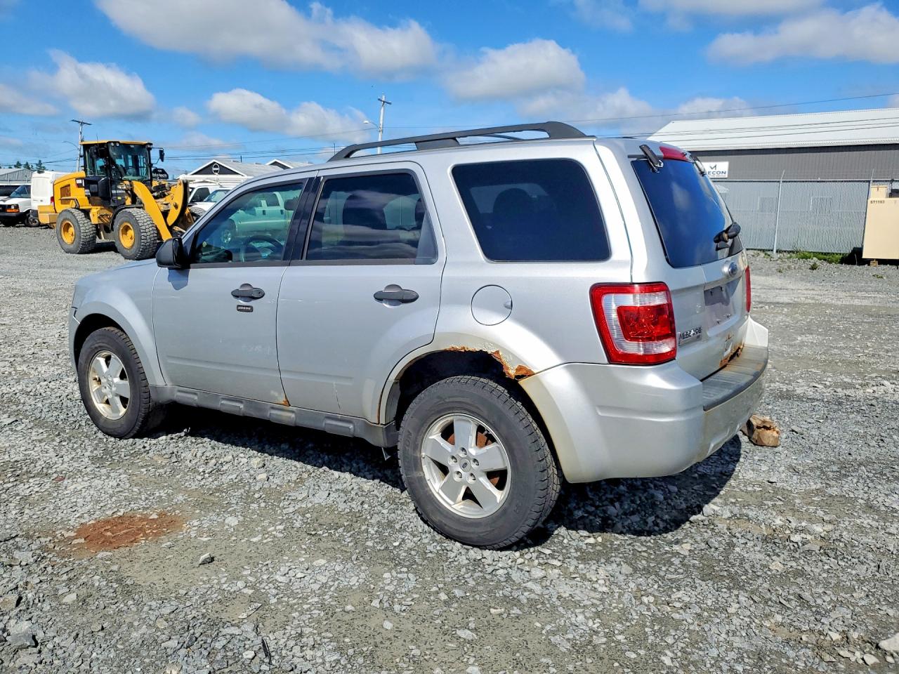 2011 FORD ESCAPE