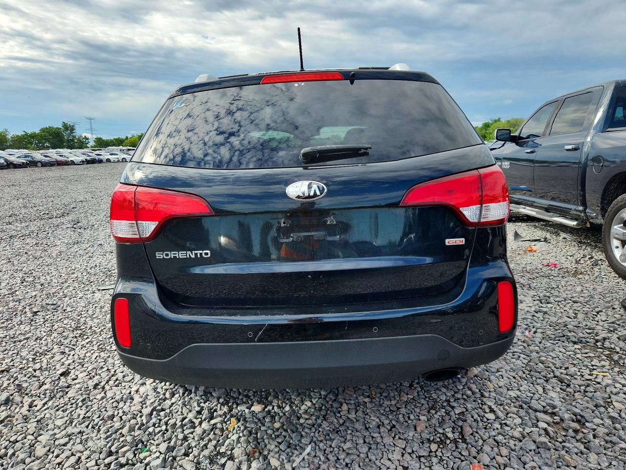 2015 KIA SORENTO