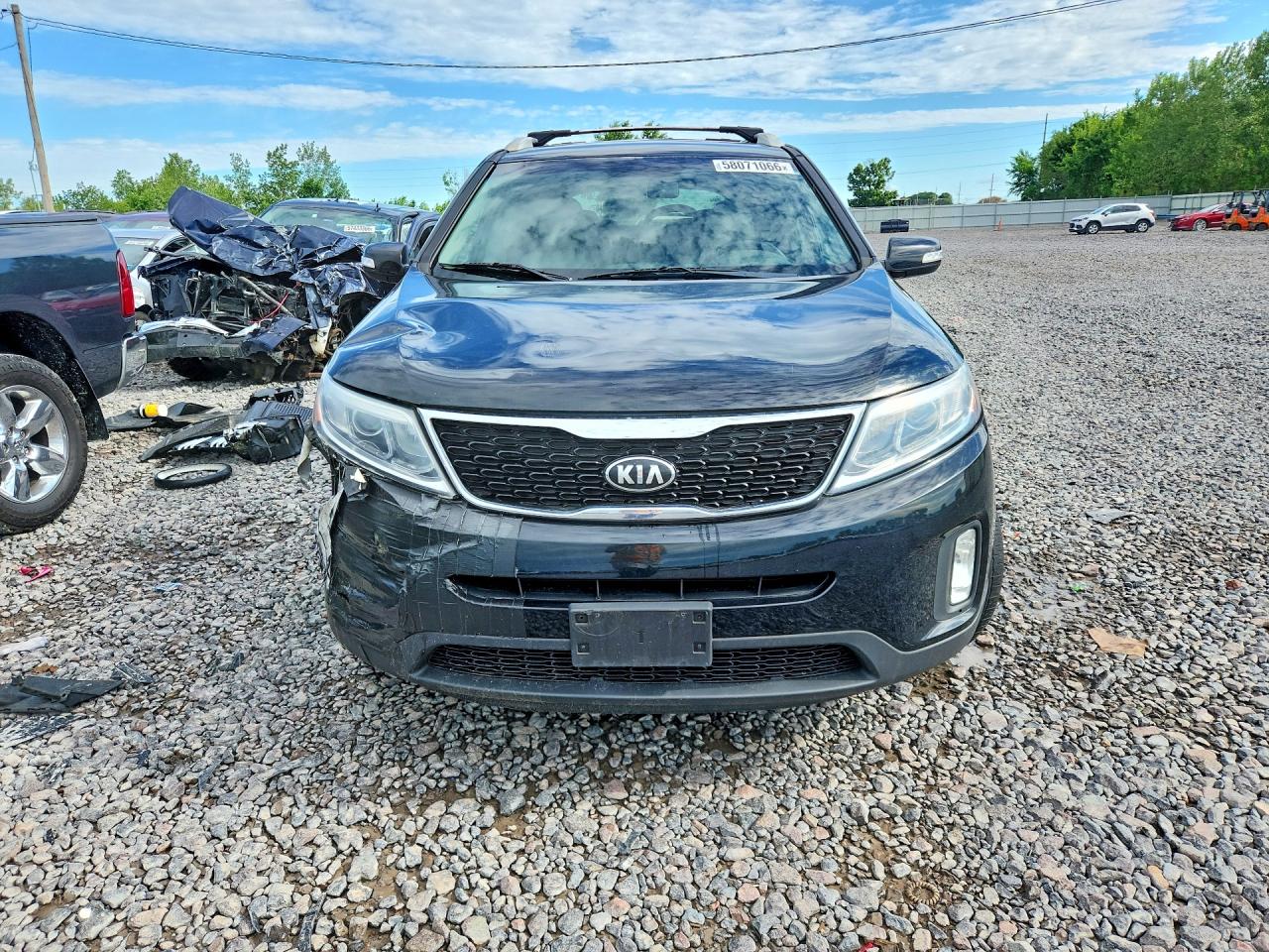 2015 KIA SORENTO