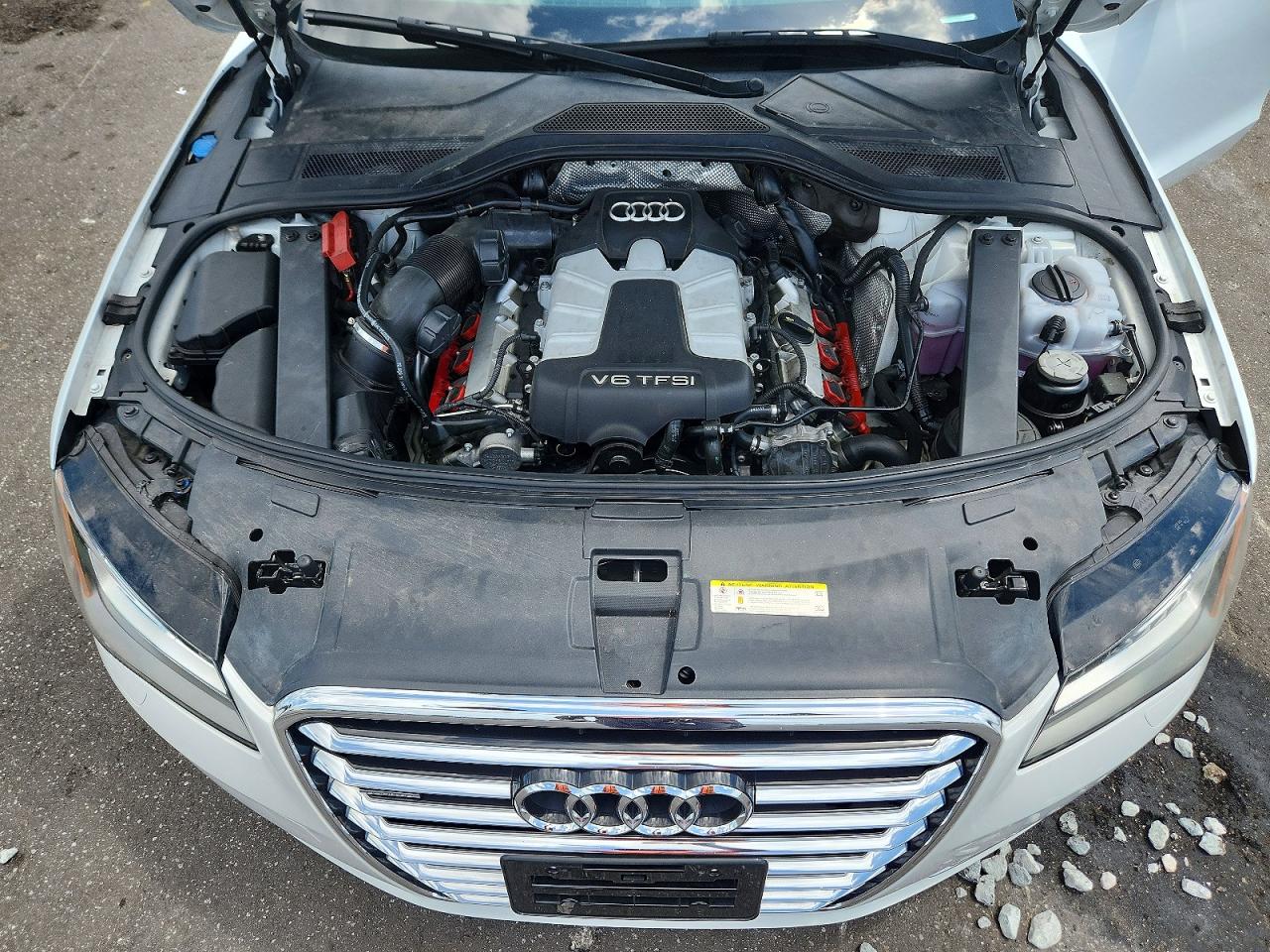 2014 AUDI A8