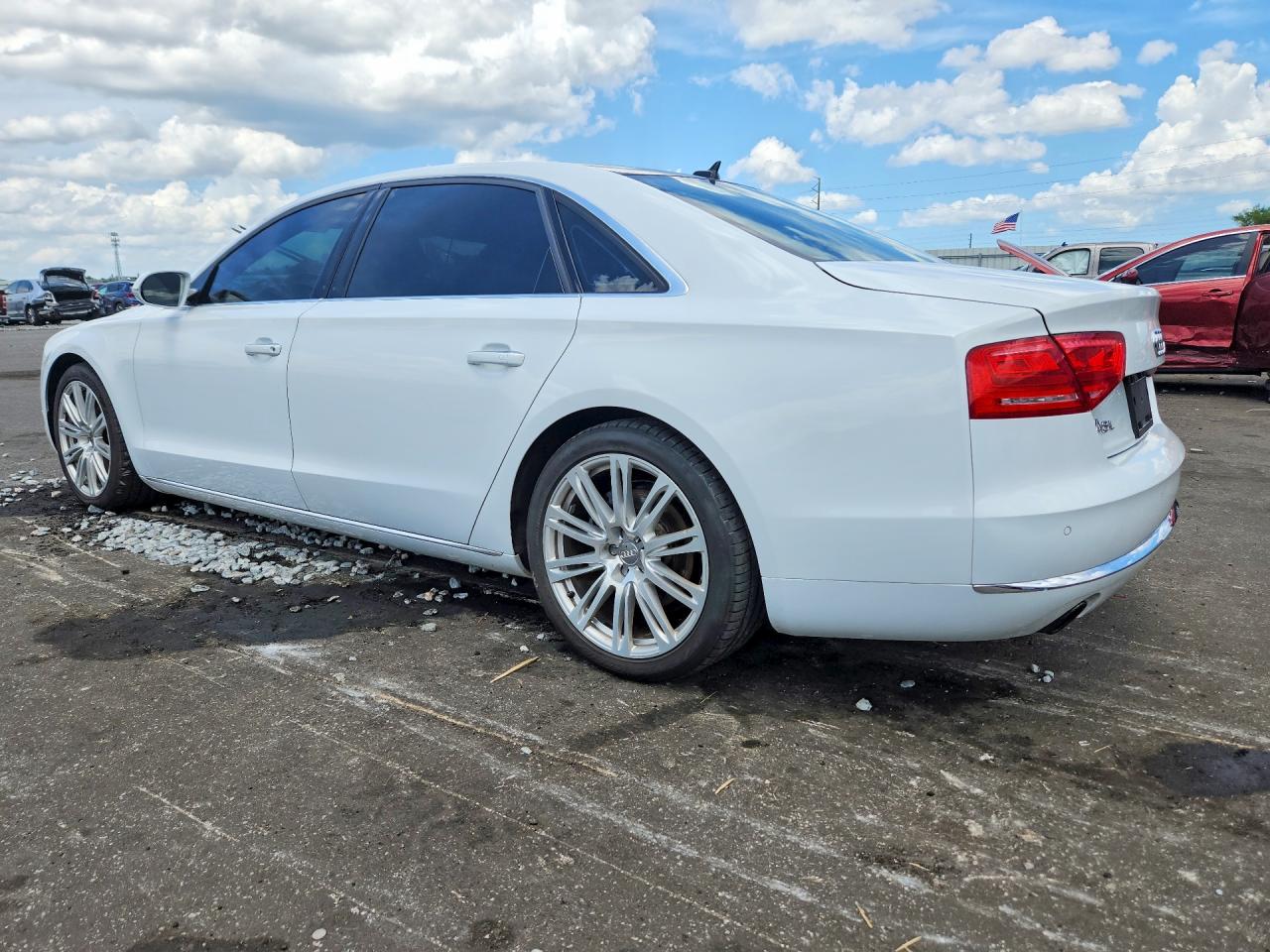 2014 AUDI A8