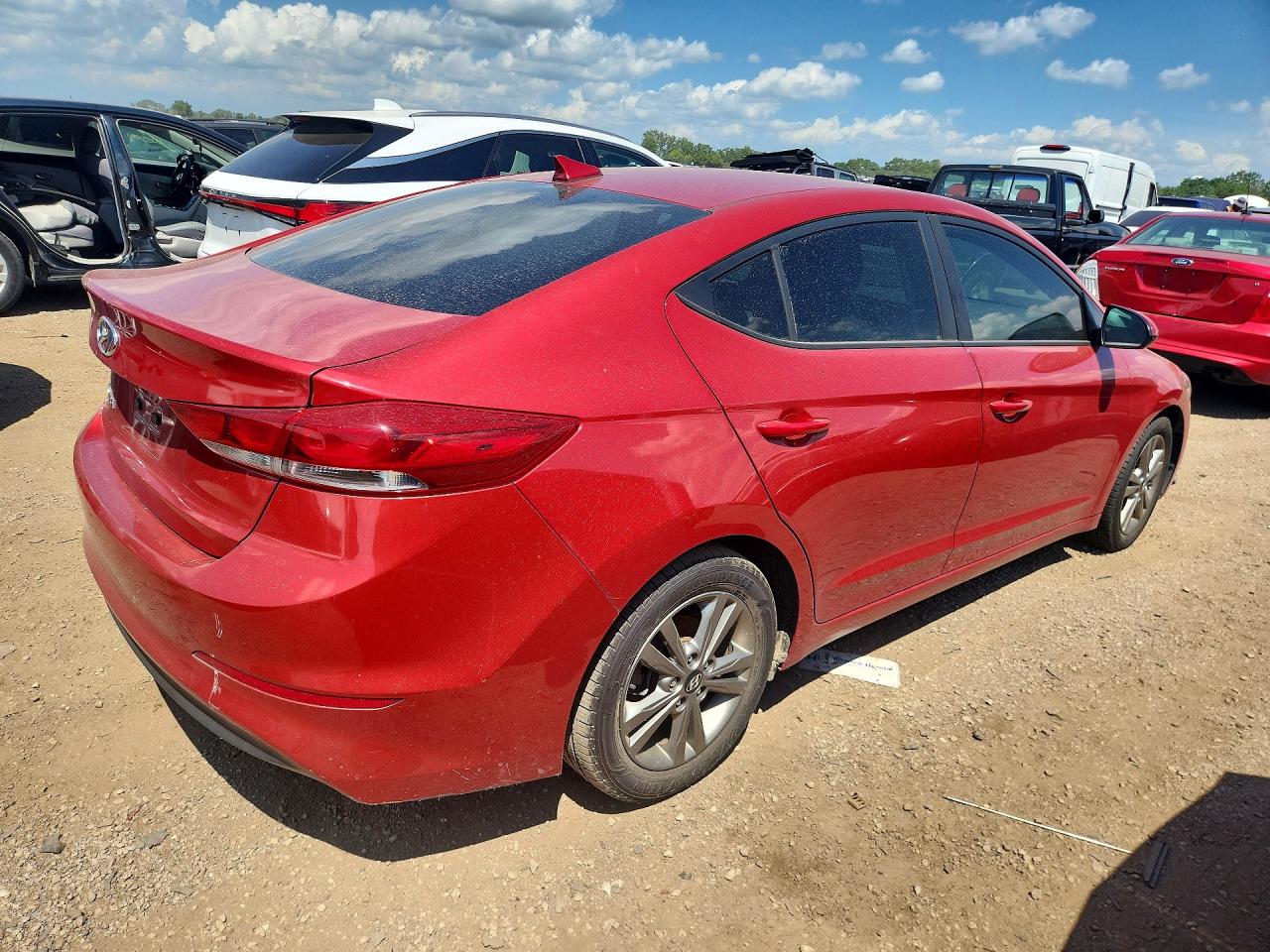 2018 HYUNDAI ELANTRA