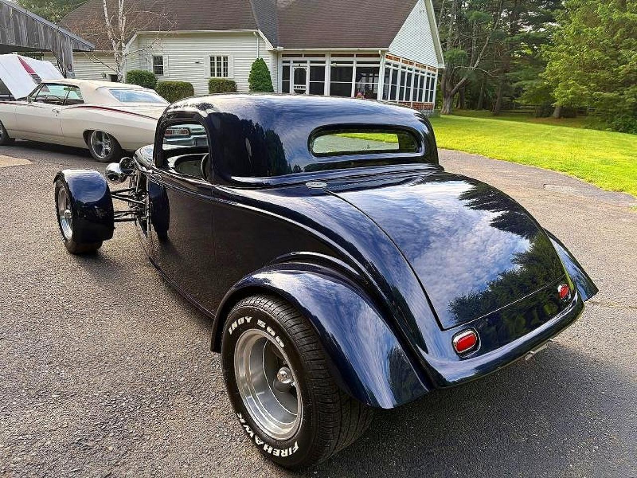 1933 FORD
