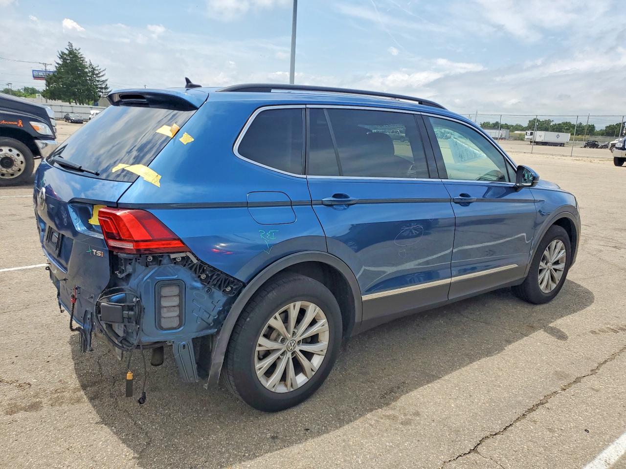 2018 VOLKSWAGEN TIGUAN