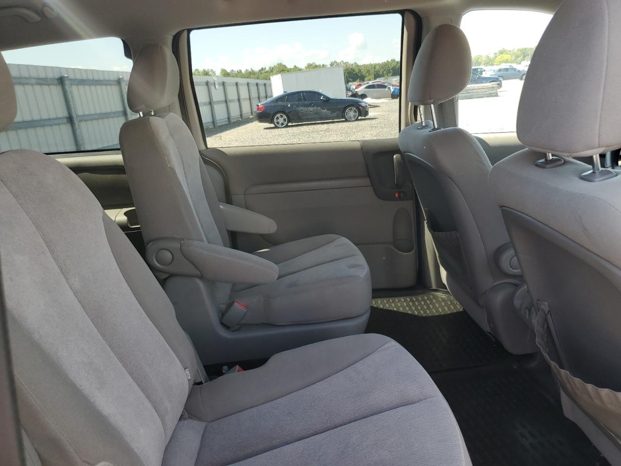 2012 KIA SEDONA