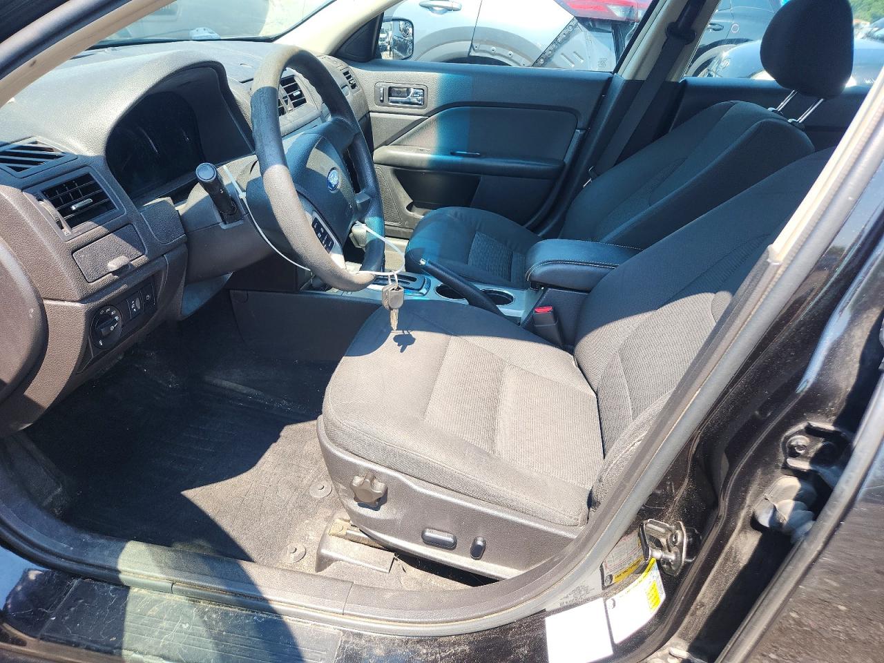 2011 FORD FUSION