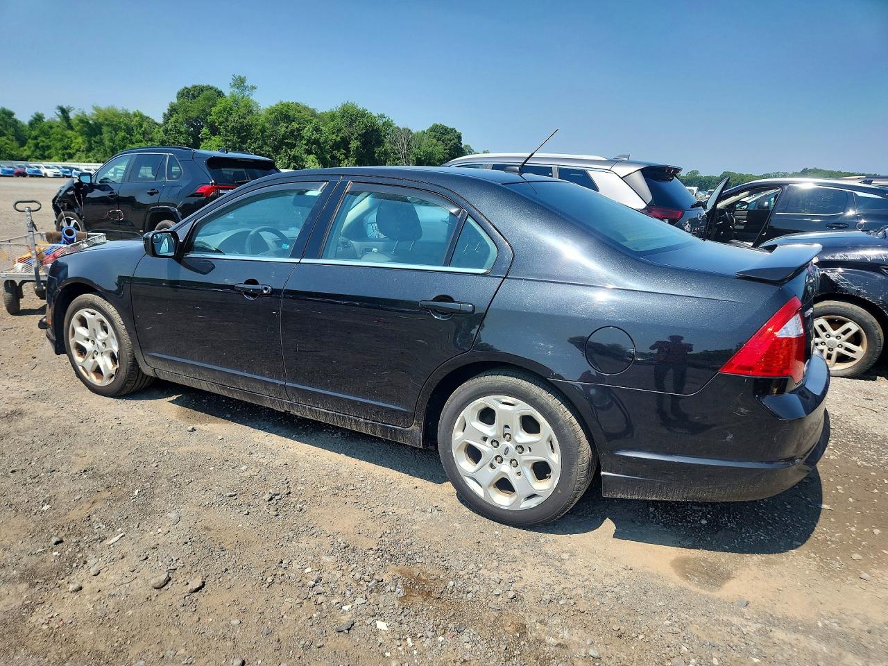 2011 FORD FUSION