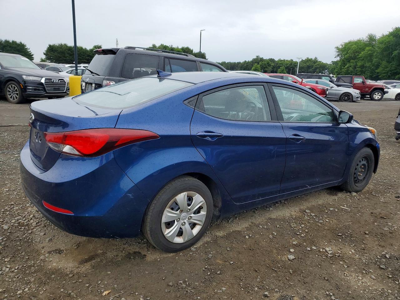 2016 HYUNDAI ELANTRA
