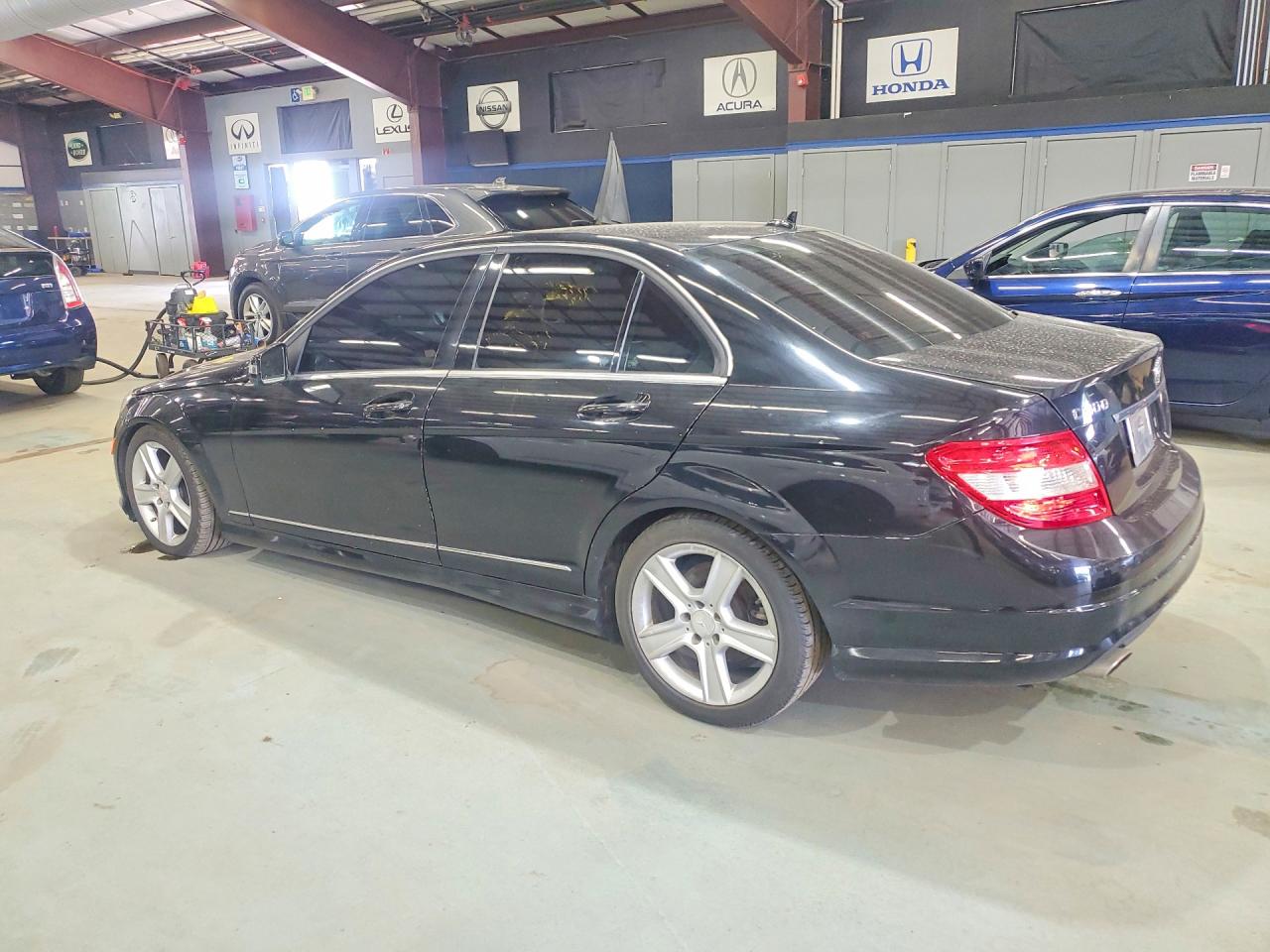 2011 MERCEDES-BENZ C-CLASS