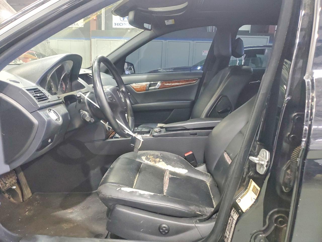 2011 MERCEDES-BENZ C-CLASS