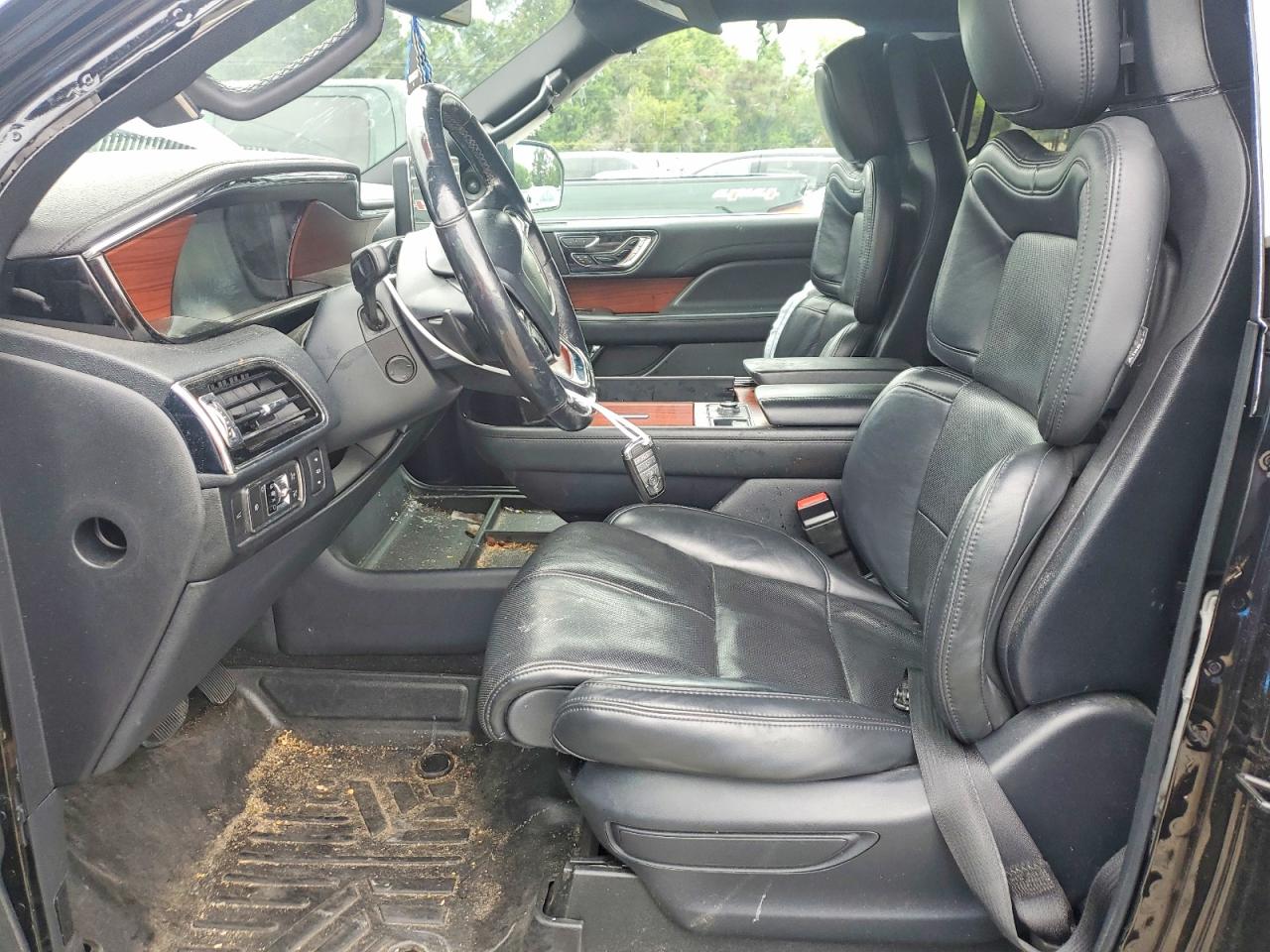 2022 LINCOLN NAVIGATOR