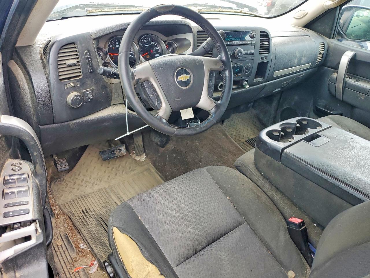 2013 CHEVROLET SILVERADO