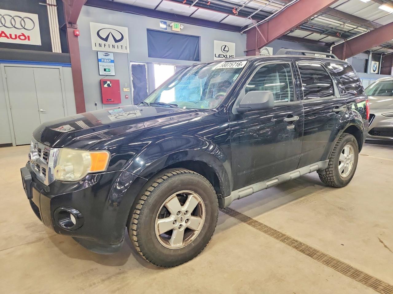 2010 FORD ESCAPE
