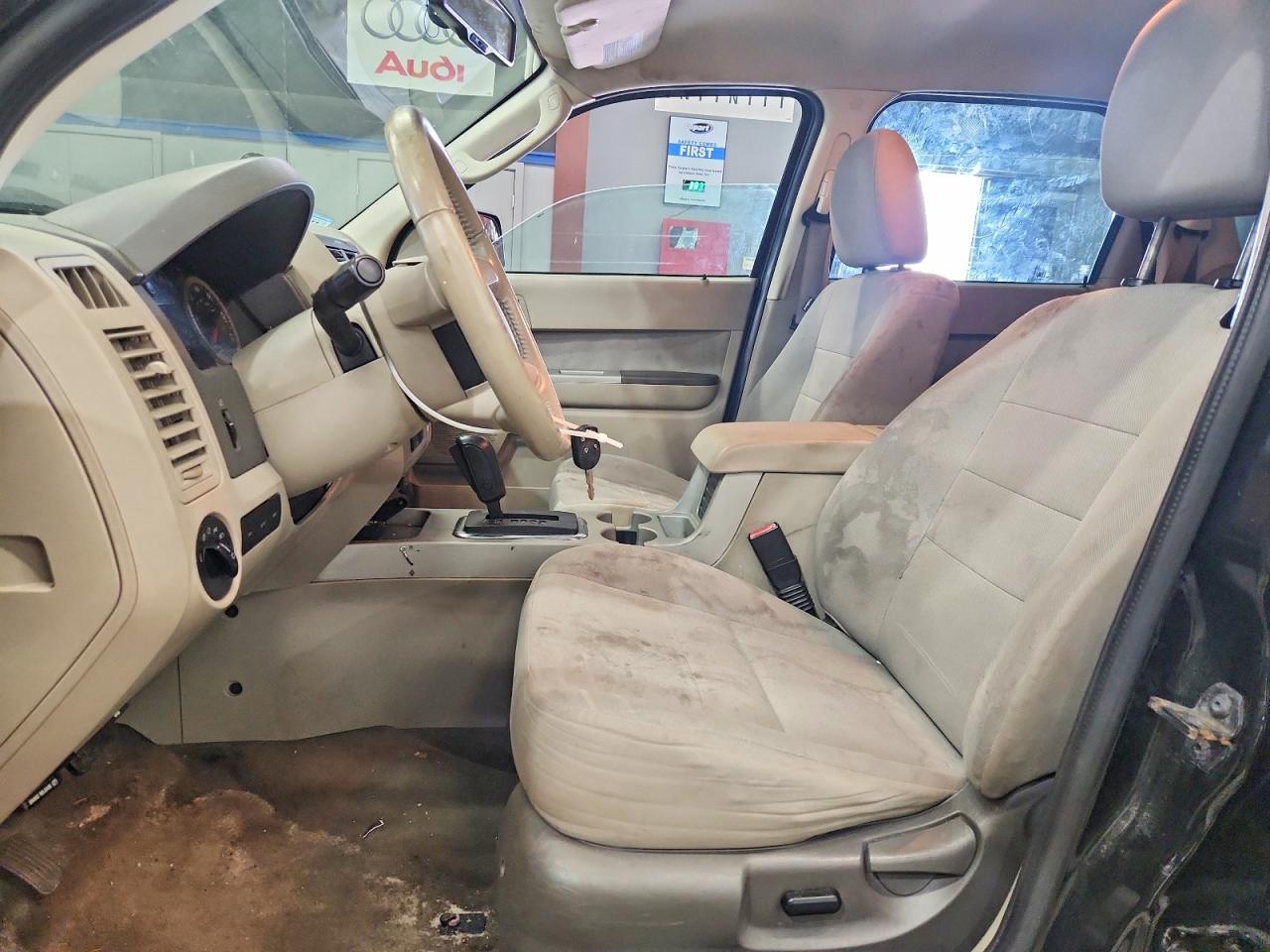2010 FORD ESCAPE