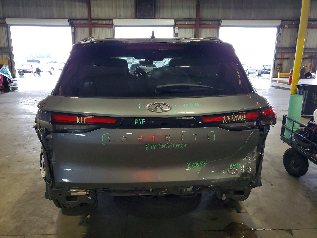 2023 INFINITI QX60