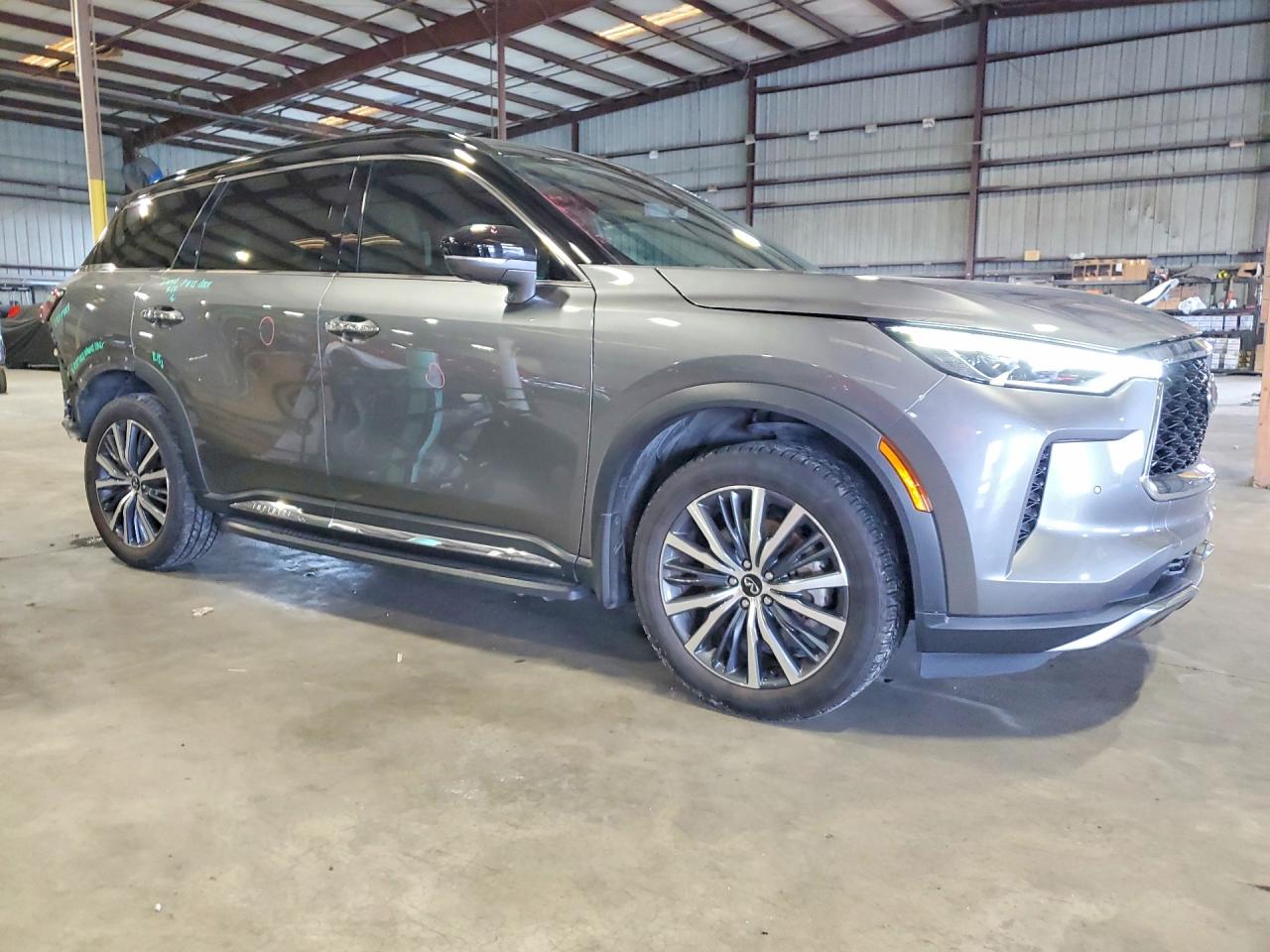 2023 INFINITI QX60