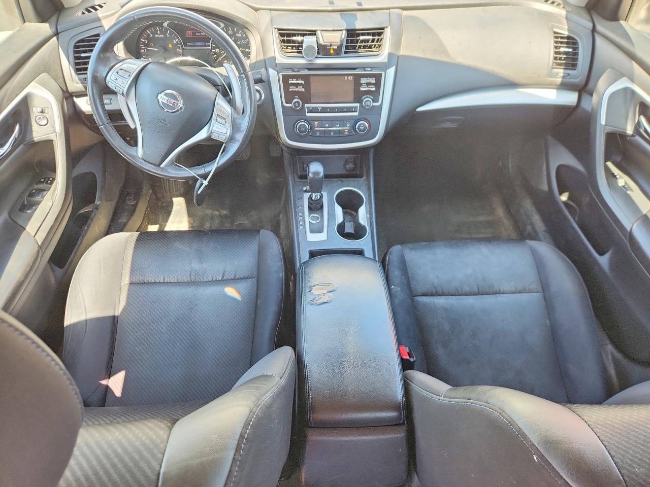 2017 NISSAN ALTIMA