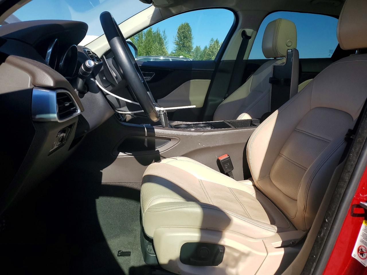 2017 JAGUAR F-PACE