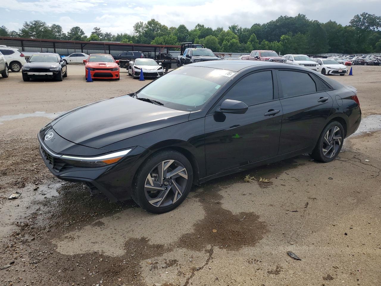 2025 HYUNDAI ELANTRA