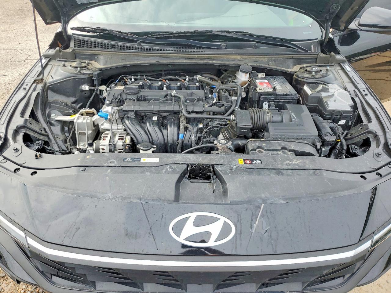 2025 HYUNDAI ELANTRA