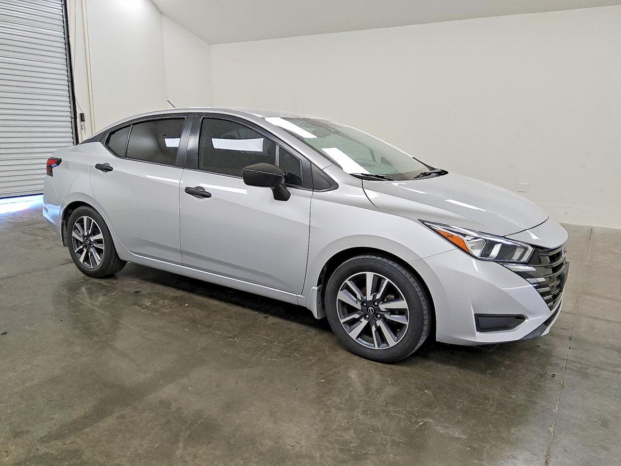 2023 NISSAN VERSA