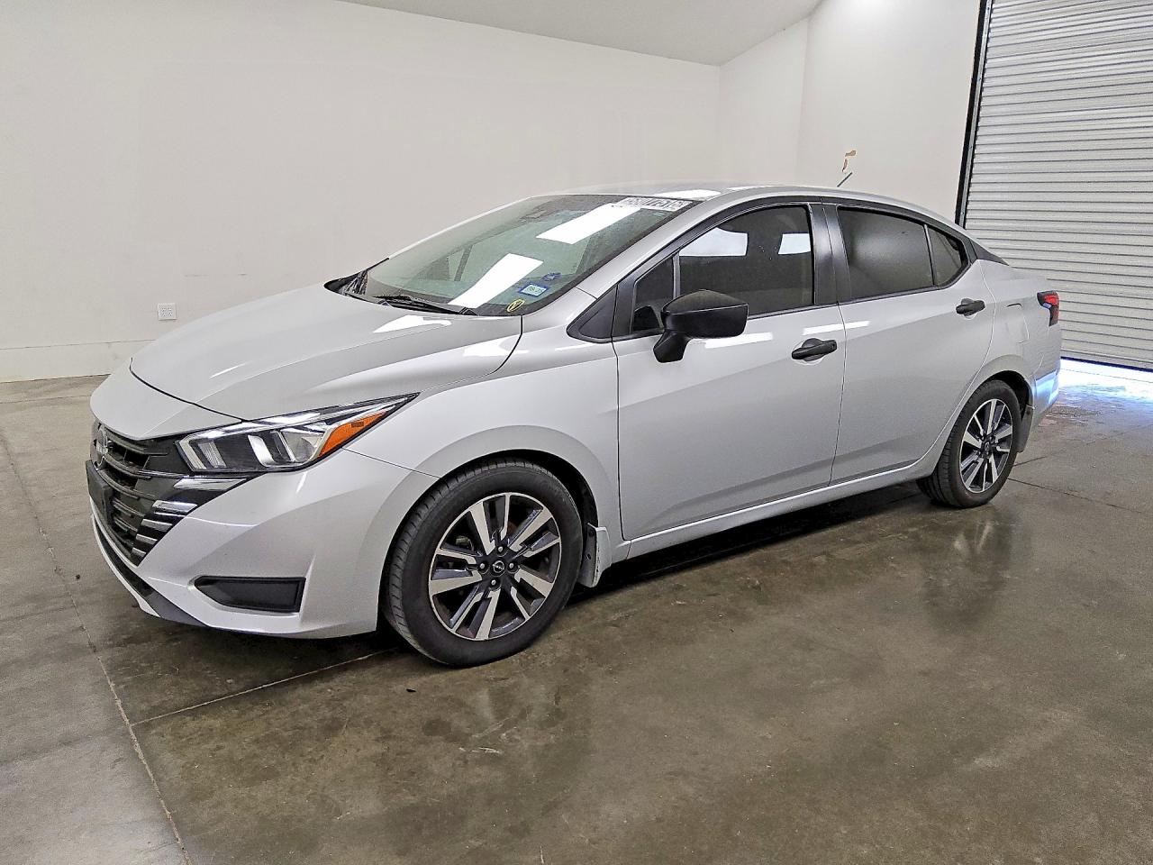 2023 NISSAN VERSA