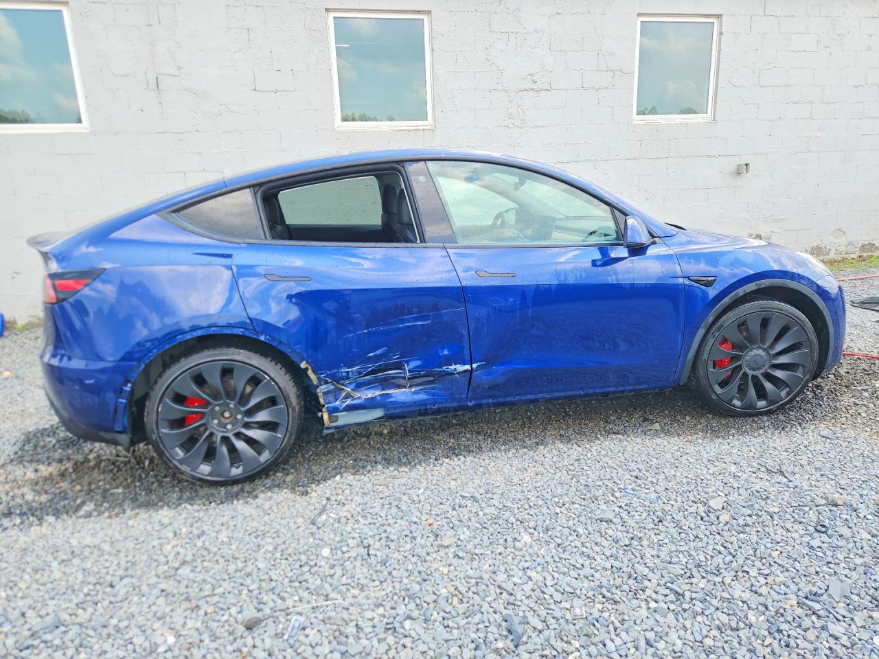 2022 TESLA MODEL Y