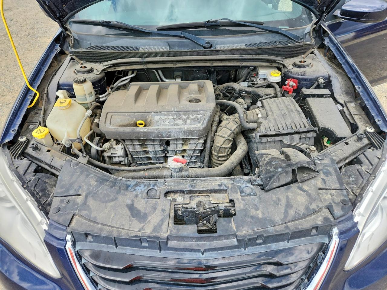 2013 CHRYSLER 200