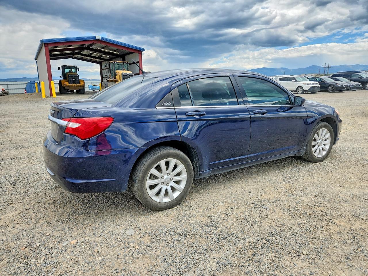 2013 CHRYSLER 200