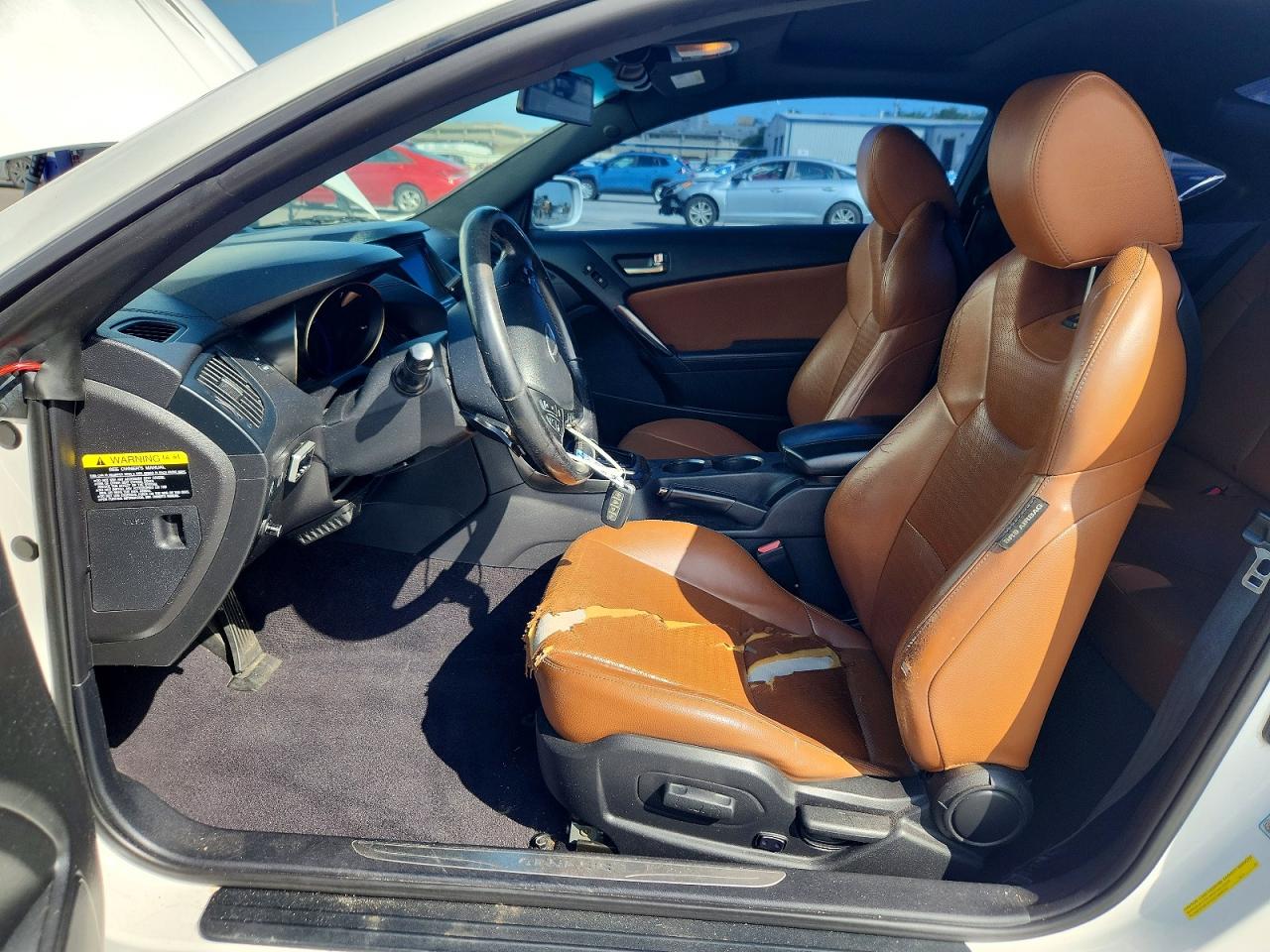 2013 HYUNDAI GENESIS