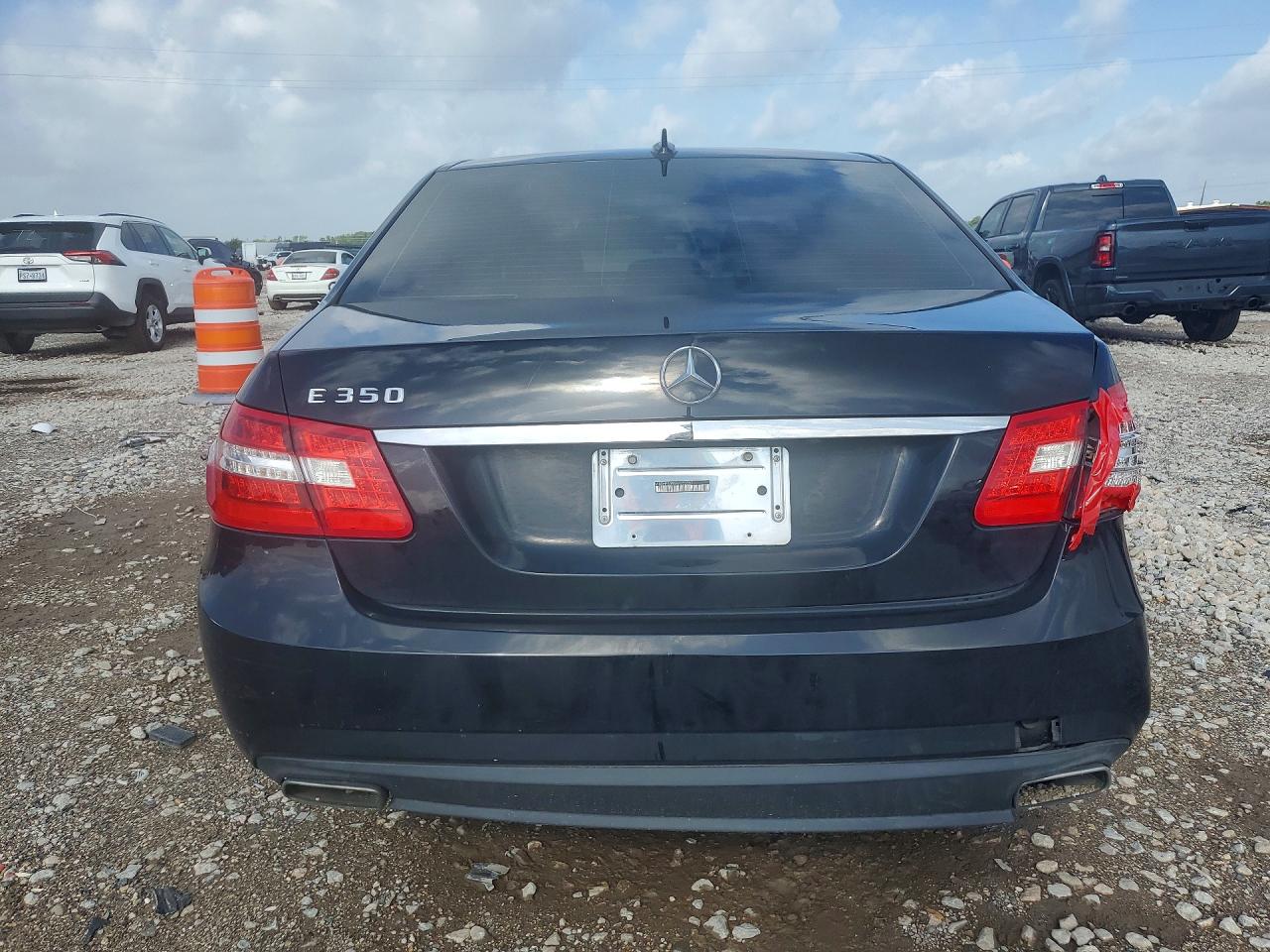2010 MERCEDES-BENZ E-CLASS
