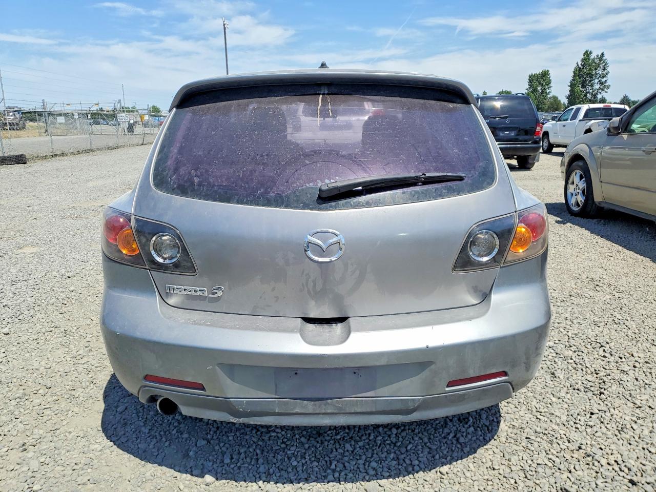 2004 MAZDA MAZDA3