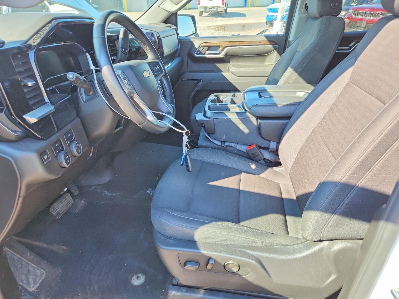 2024 CHEVROLET SILVERADO