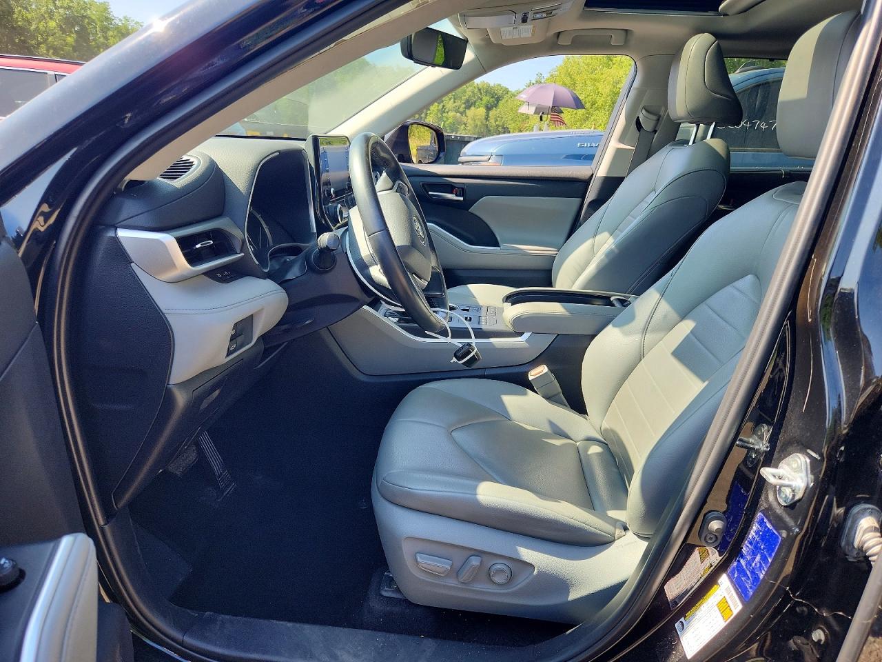 2022 TOYOTA HIGHLANDER