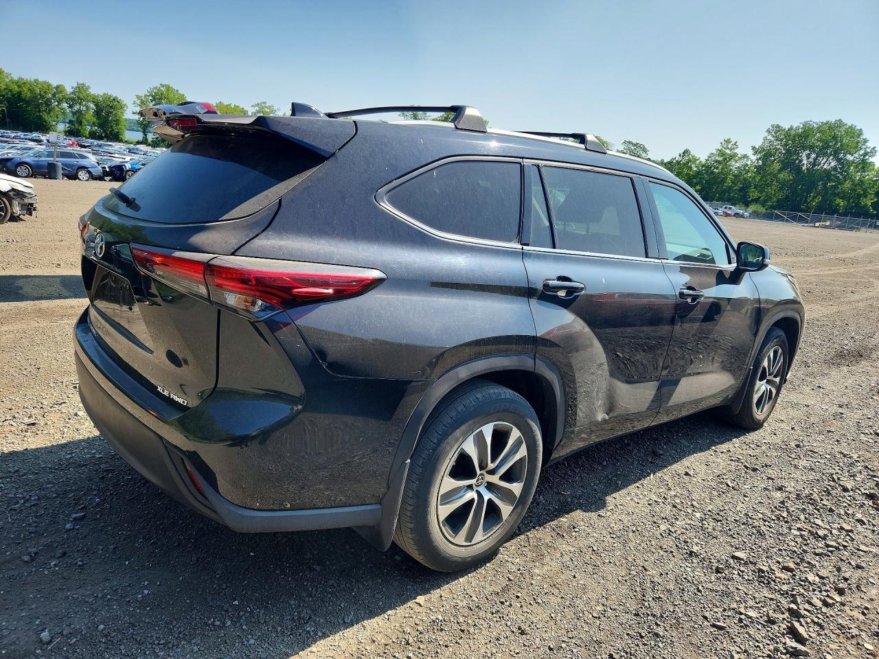 2022 TOYOTA HIGHLANDER