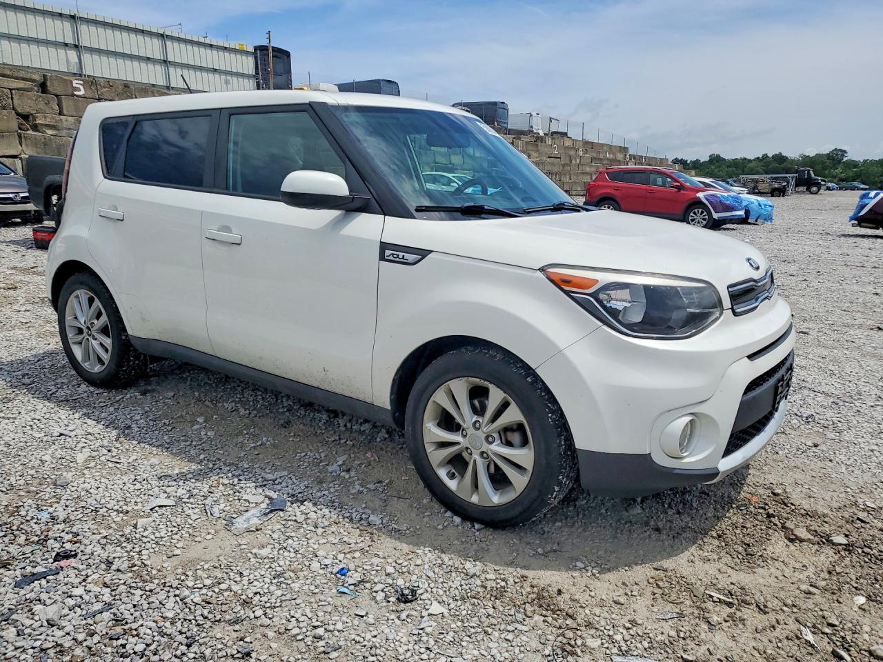 2018 KIA SOUL