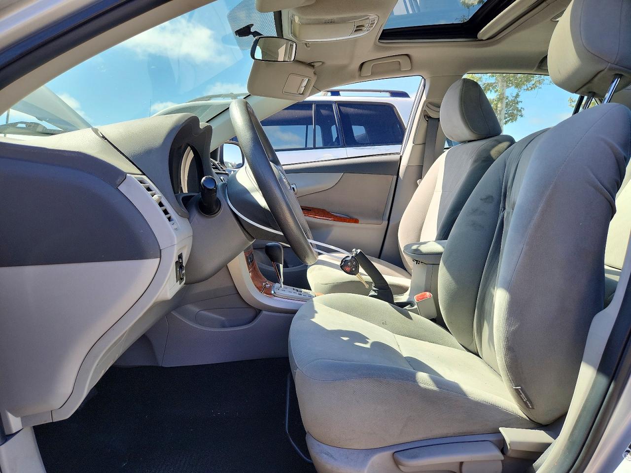 2010 TOYOTA COROLLA