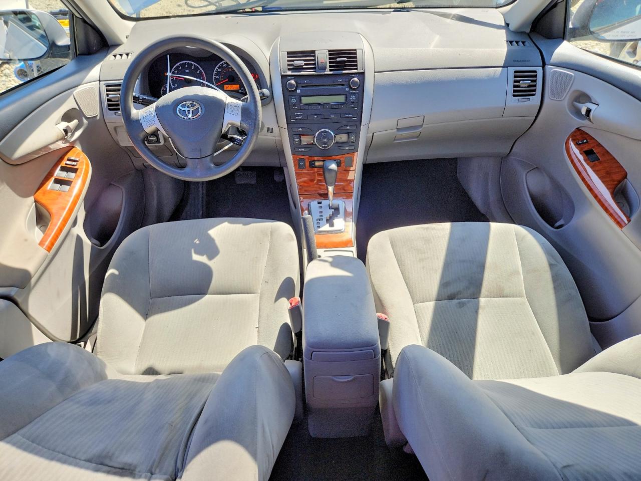 2010 TOYOTA COROLLA