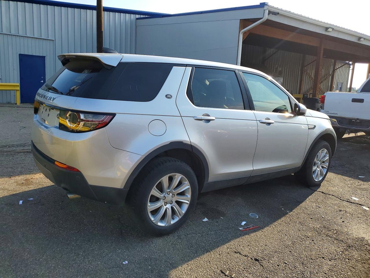 2017 LAND ROVER DISCOVERY