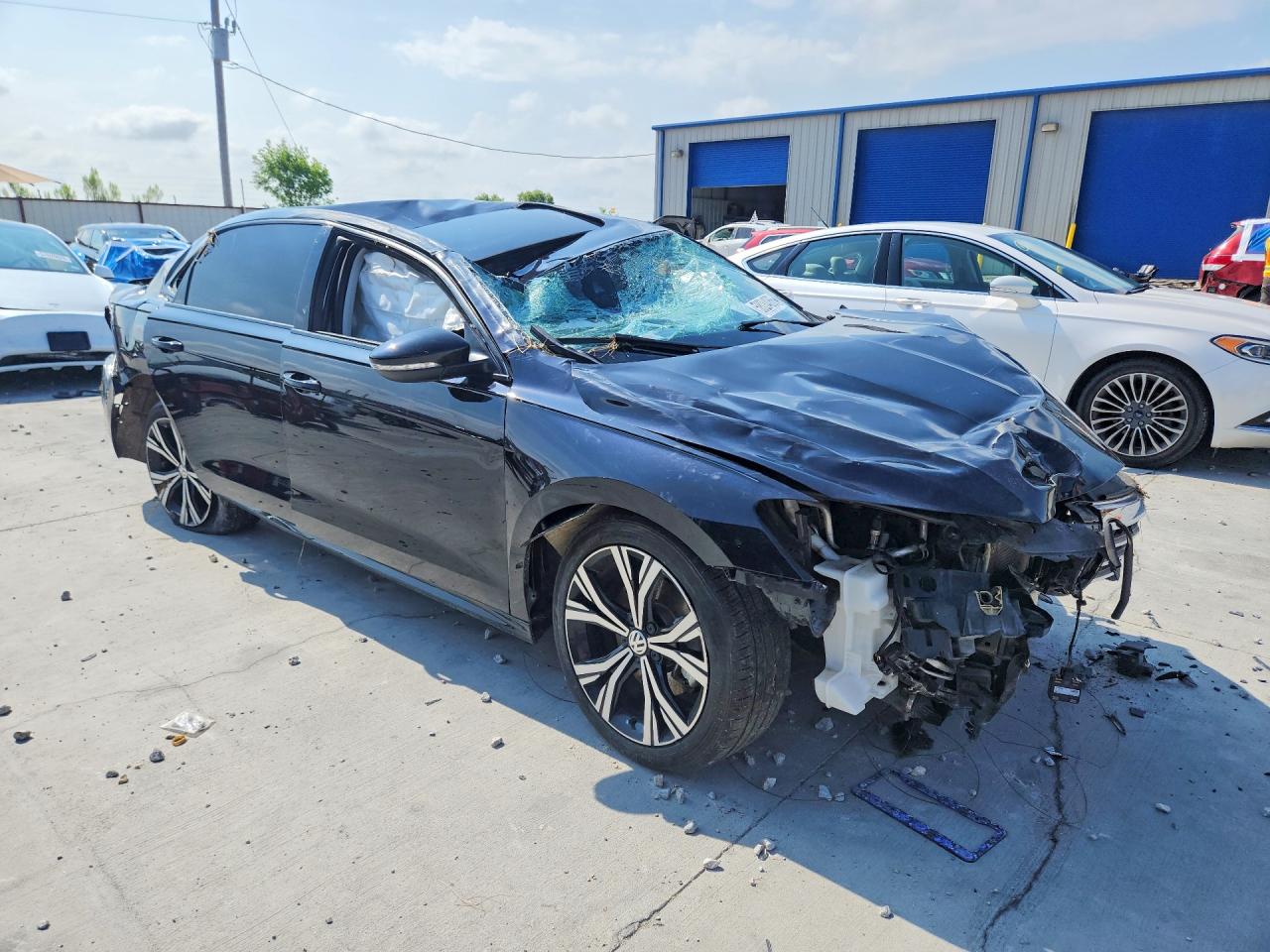 2022 VOLKSWAGEN PASSAT