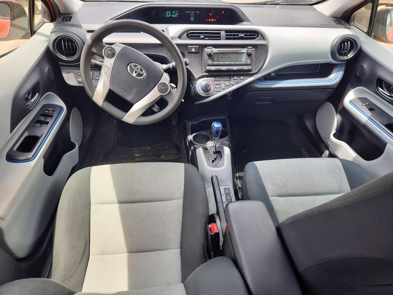 2012 TOYOTA PRIUS