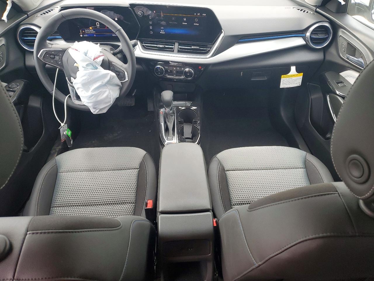 2026 CHEVROLET TRAX