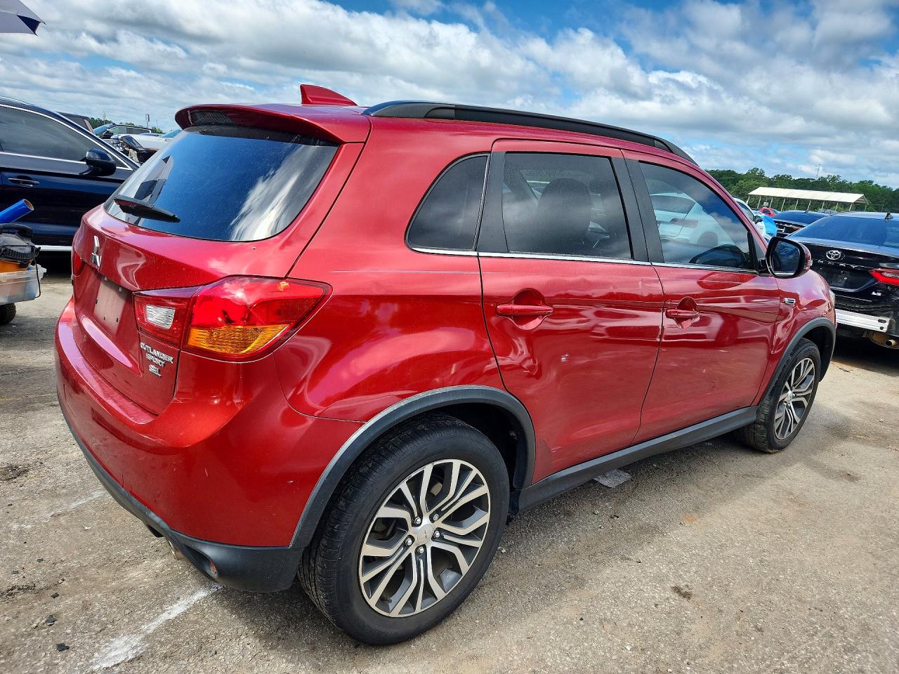 2017 MITSUBISHI OUTLANDER